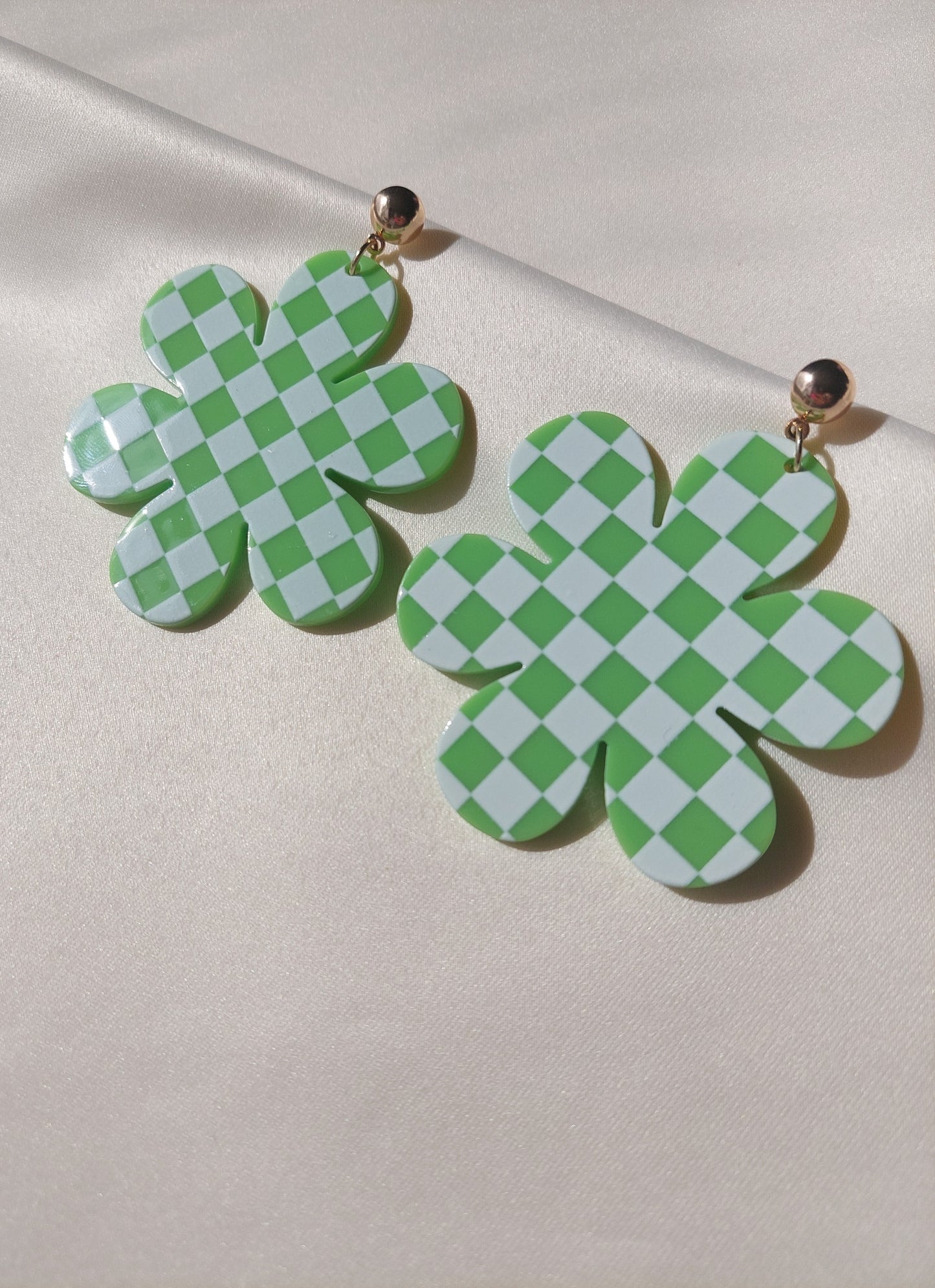 Mod 60's Flower Earrings