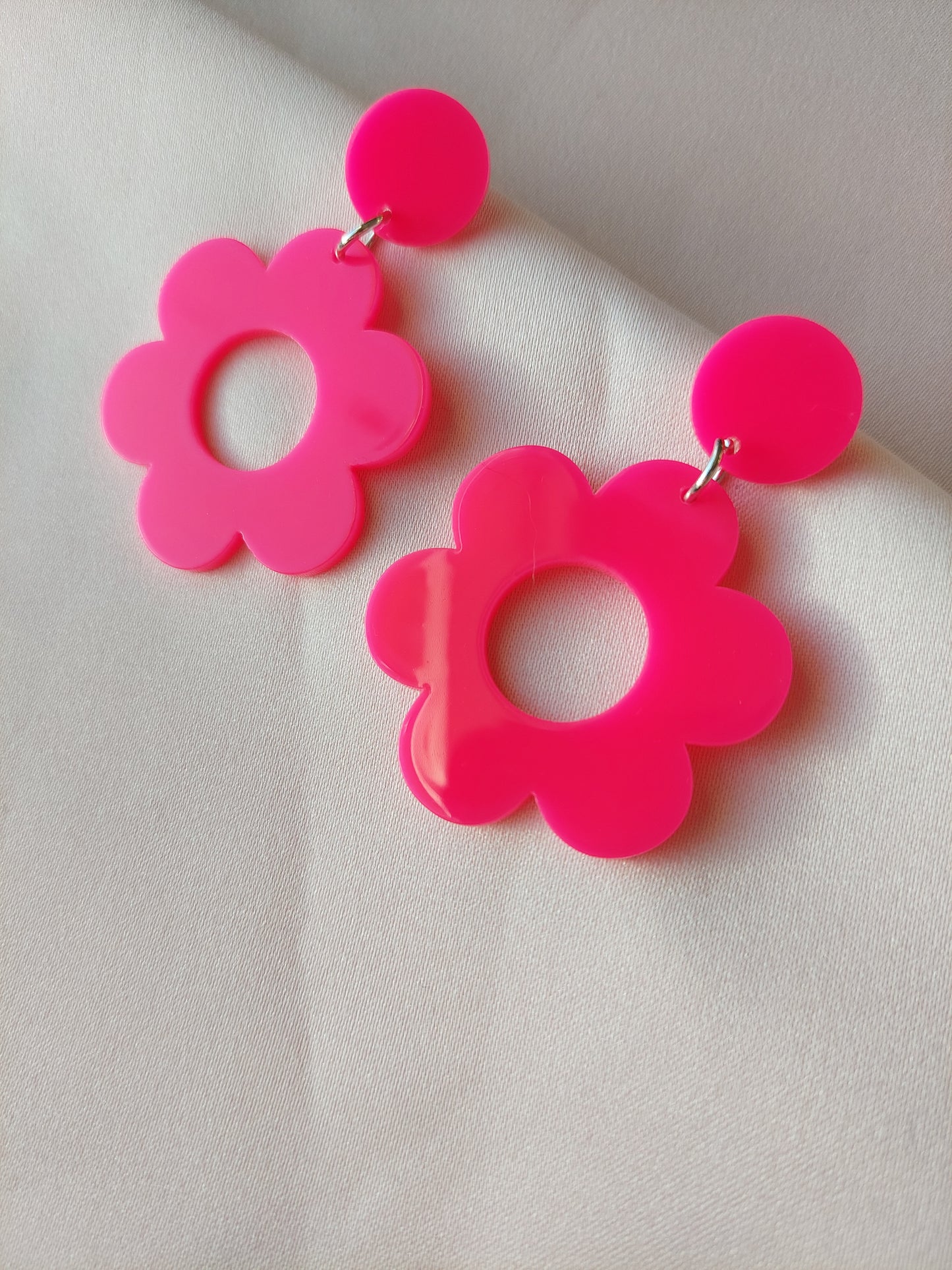 60s Flower Barbie Pink Earrings