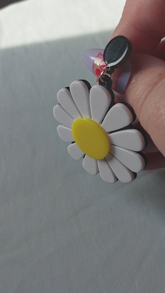 Daisy Delight Earrings