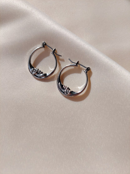 Moon Hoops