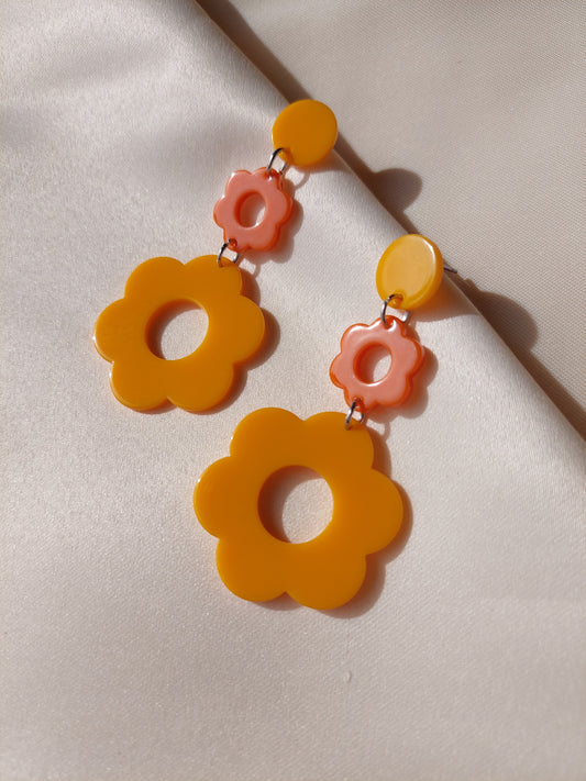 That 70s Flower Earrings